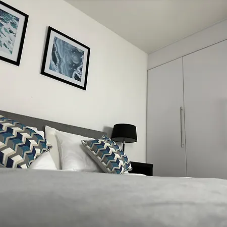 Cozy City Centre Apartment With Free Parking And Free Gym Birmingham Exterior photo