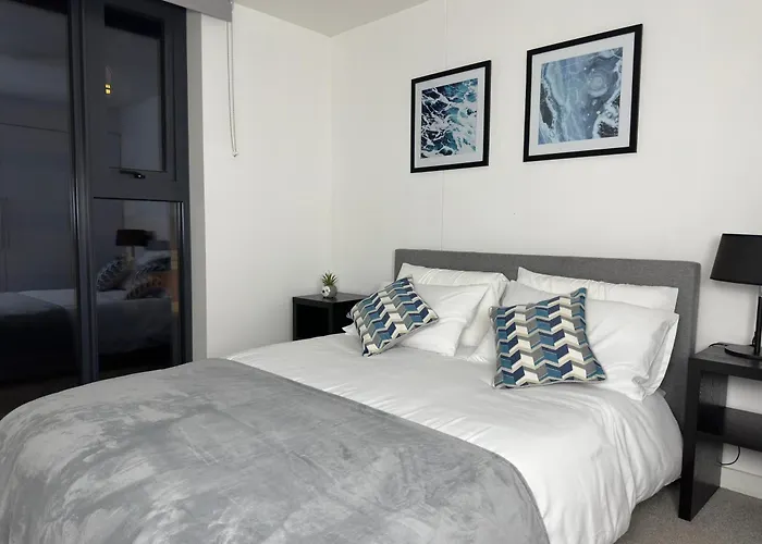 Cozy City Centre Apartment With Free Parking And Free Gym
